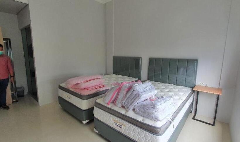 فندق Reddoorz Plus Near Siloam Hospital Balikpapan