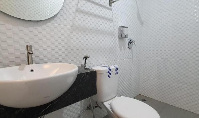 בית מלון כפרי Reddoorz Plus Near Siloam Hospital Balikpapan