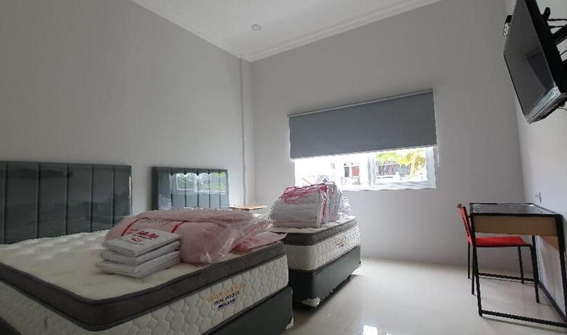 בית מלון כפרי Reddoorz Plus Near Siloam Hospital Balikpapan