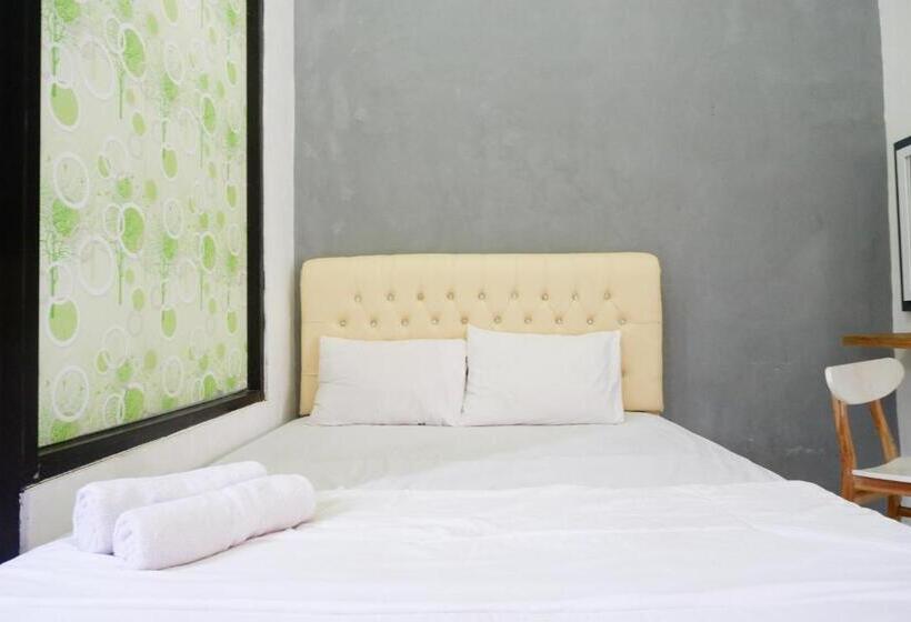 酒店 Reddoorz Syariah Near Alun Alun Kajen