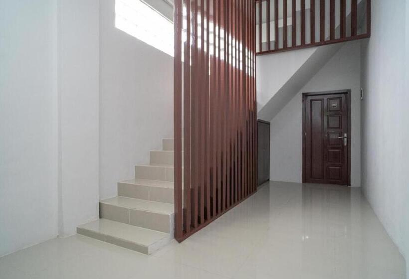 酒店 Reddoorz Syariah Near Jalan Ahmad Yani Banjarmasin 3