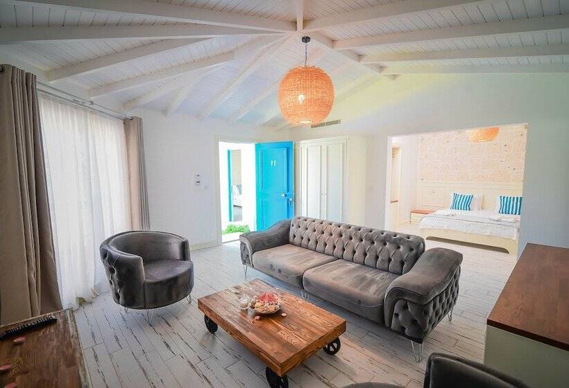 Rhodium Hotel Alaçatı