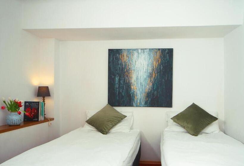 Отель Spichlerz Na Krakowskiej