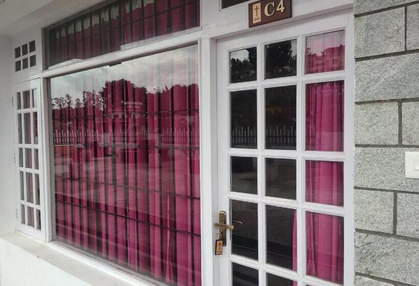 فندق Status Hillpark