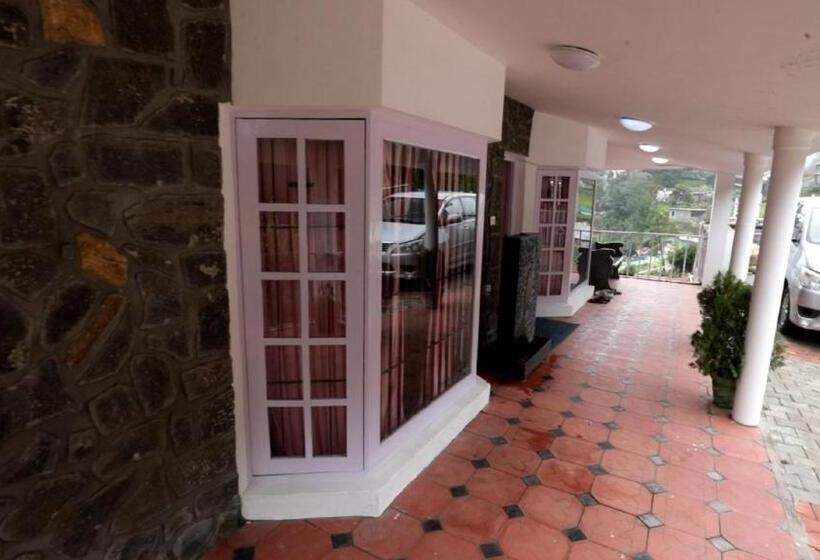 فندق Status Hillpark