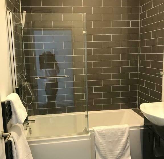 בית מלון כפרי The Queens Head