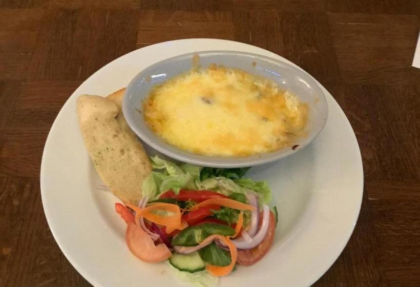 בית מלון כפרי The Stokesay Inn & B&b