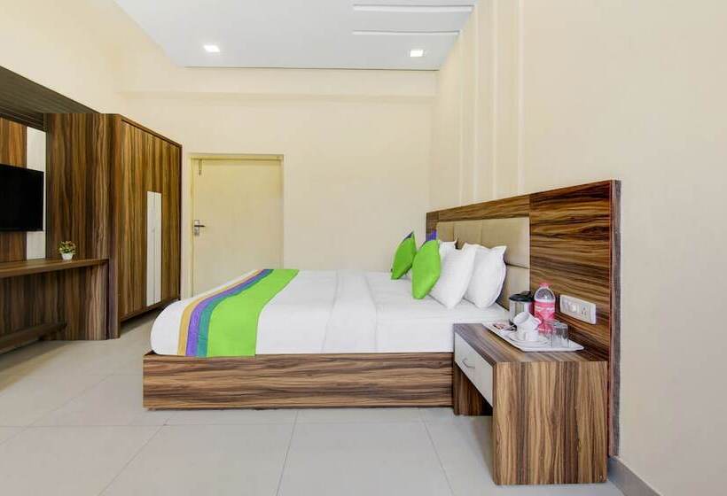 ホテル Treebo Trend Amritsar Regency