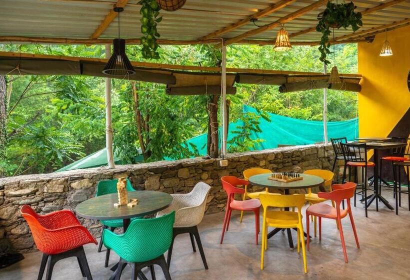 酒店 Whoopers Boutique Resort Jibhi