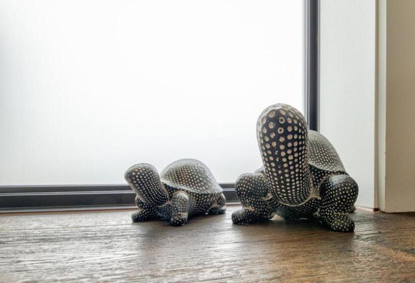 مُتل Annies On Milford