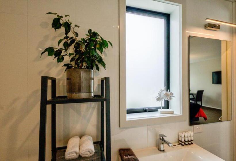 مُتل Annies On Milford