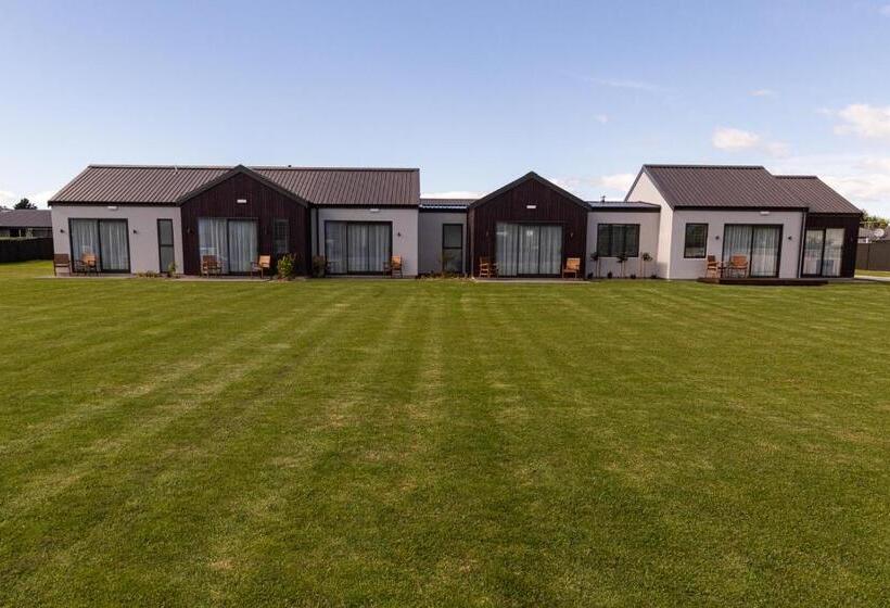 مُتل Annies On Milford