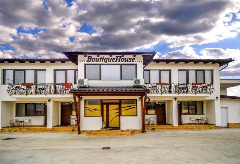 بنسيون Boutique House Deva