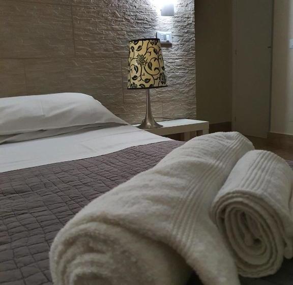 膳宿费 La Ciconella