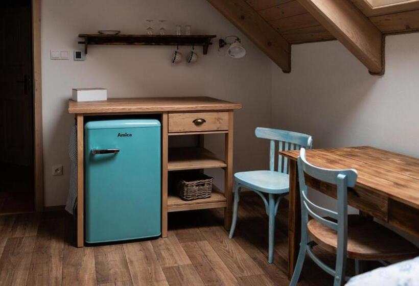 פנסיון Penzion V Poli