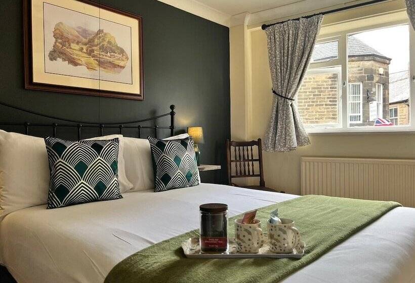 پانسیون Red Lion