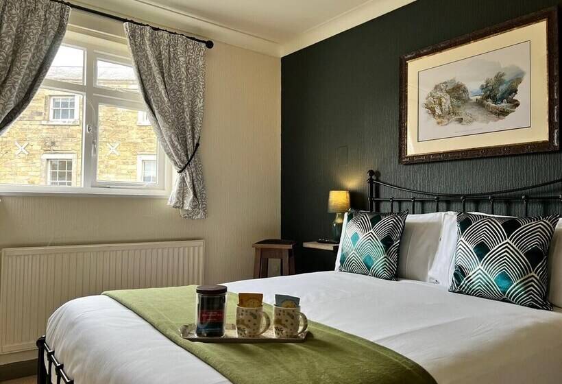 پانسیون Red Lion