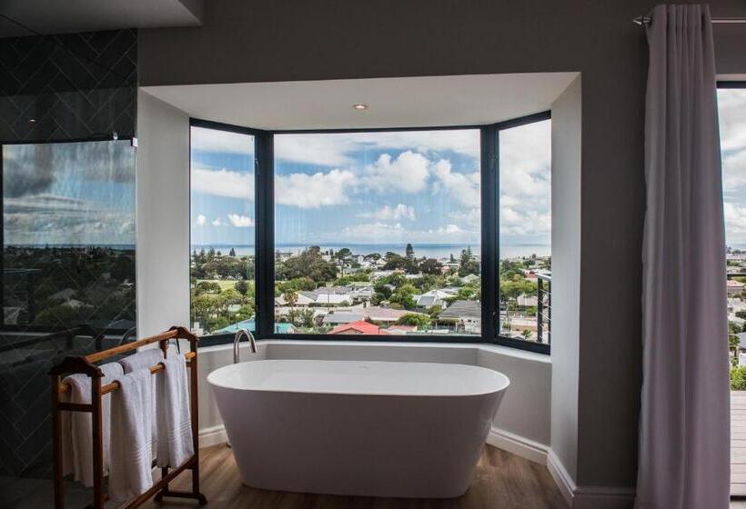 پانسیون Ridge House