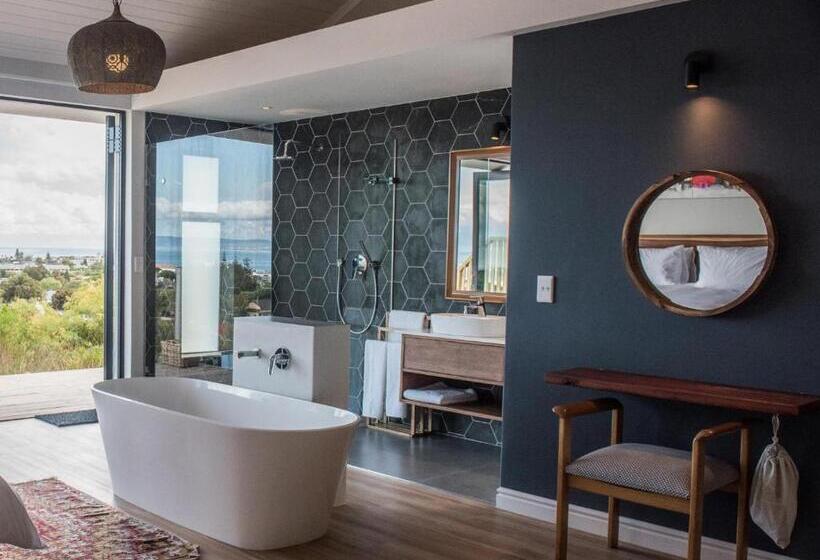 پانسیون Ridge House