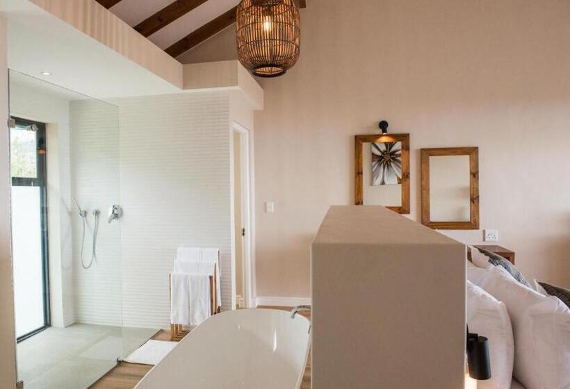 پانسیون Ridge House