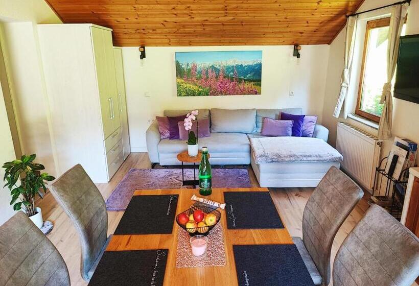 פנסיון Villa Bischofsberg   Lärchen Wellness Apartment