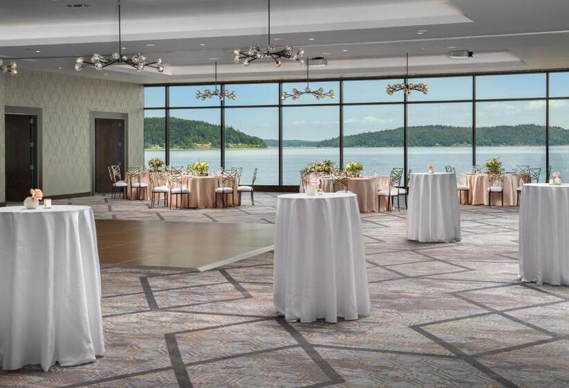 Silver Cloud Hotel Tacoma At Point Ruston Waterfront