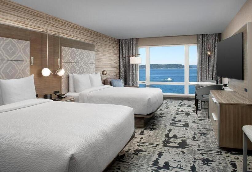 Silver Cloud Hotel Tacoma At Point Ruston Waterfront