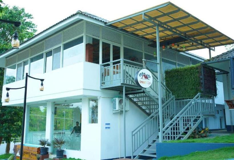 Retreat Resort Vythiri