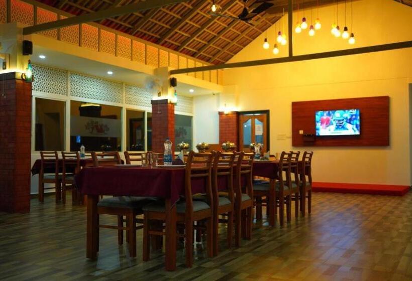 Retreat Resort Vythiri