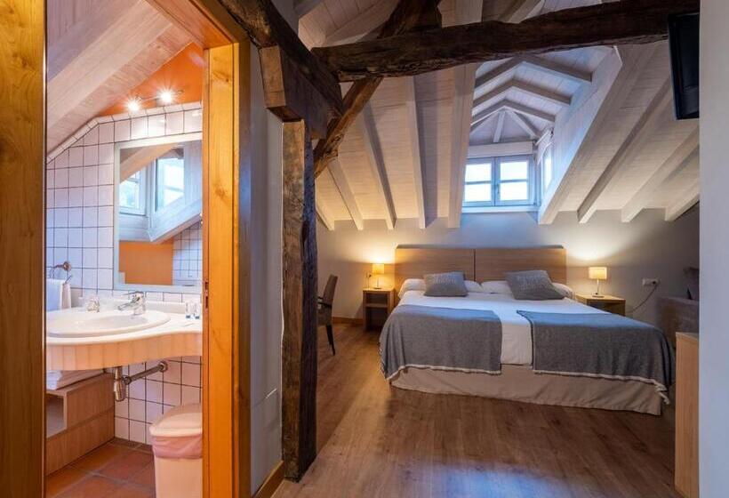 هاستل Posada La Robla