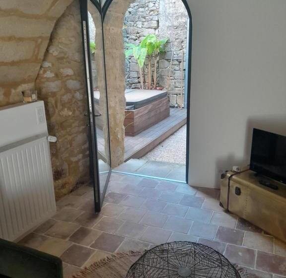 مبيت وإفطار La Maison D'aimé