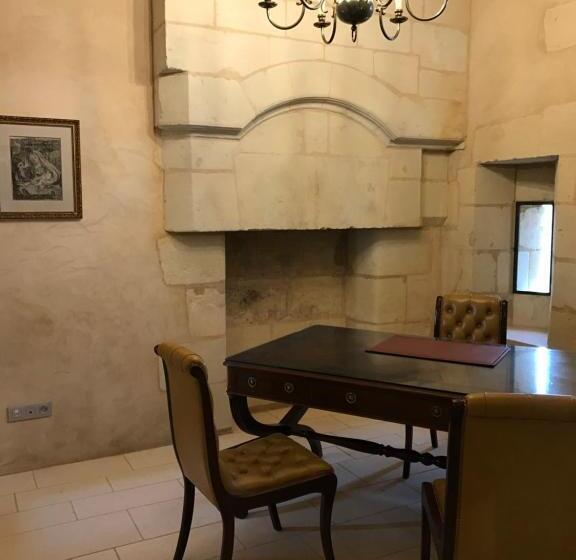 민박 Manoir De Chandoiseau