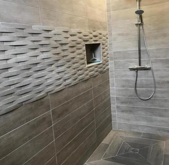 민박 Manoir De Chandoiseau