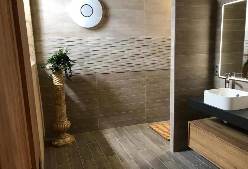 민박 Manoir De Chandoiseau