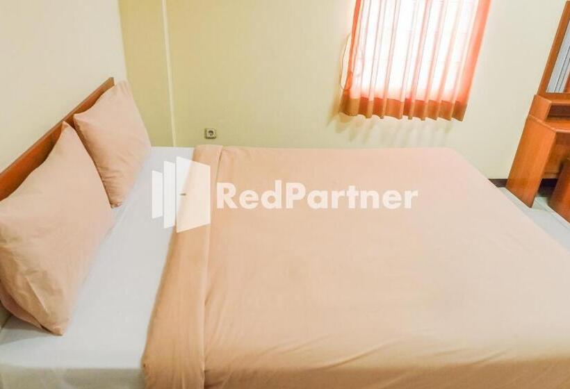 Grand Kembar Hotel Mitra Reddoorz