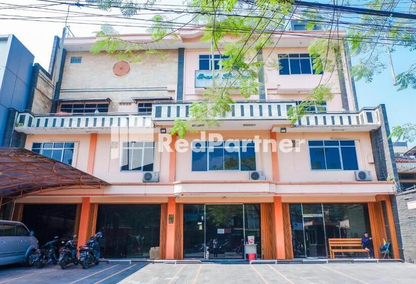 Grand Kembar Hotel Mitra Reddoorz