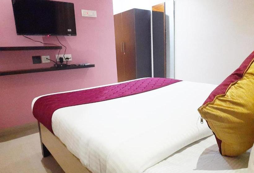 ホテル Abedrooms  Budget Stay Thanjavur