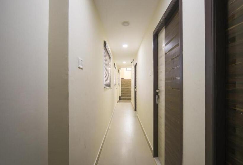 호텔 Balaji Residency