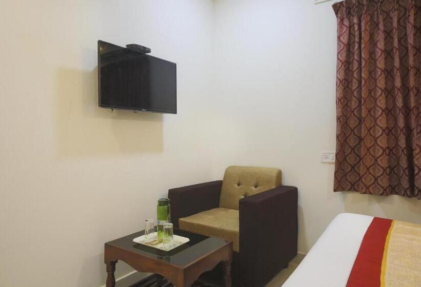 호텔 Balaji Residency