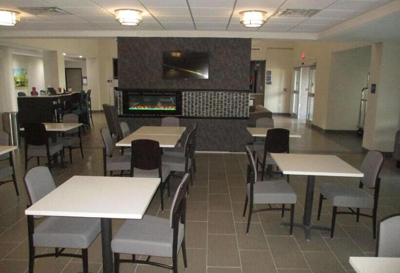 Отель Best Western Plus Mcpherson