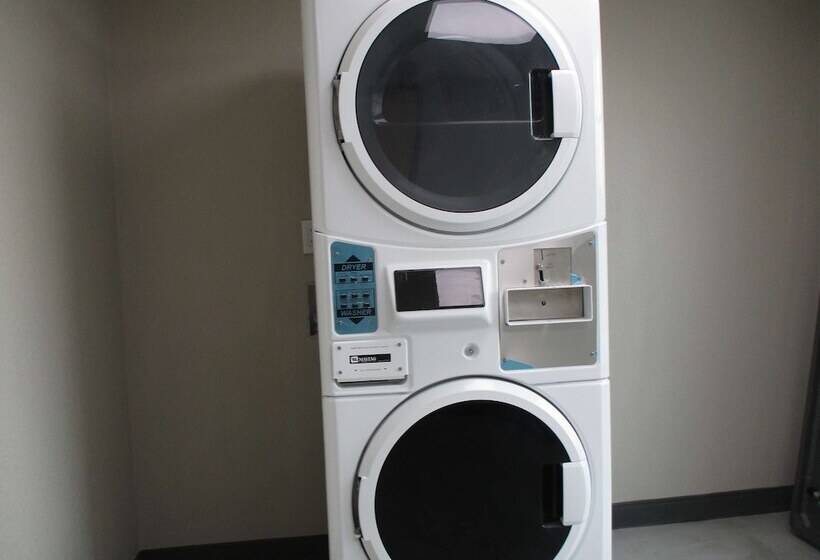 Отель Best Western Plus Mcpherson