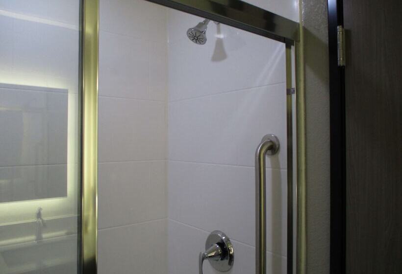 Отель Best Western Plus Mcpherson