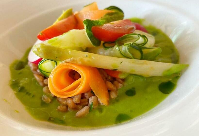 فندق Bosc Del Meneghì