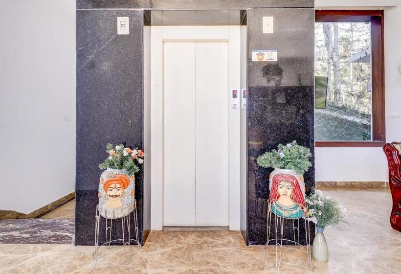 호텔 Capital O 79172 Residenza  Dreams Paradise