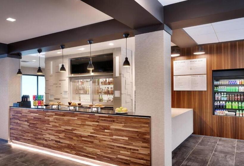 فندق Courtyard By Marriott Atlanta Duluth Downtown