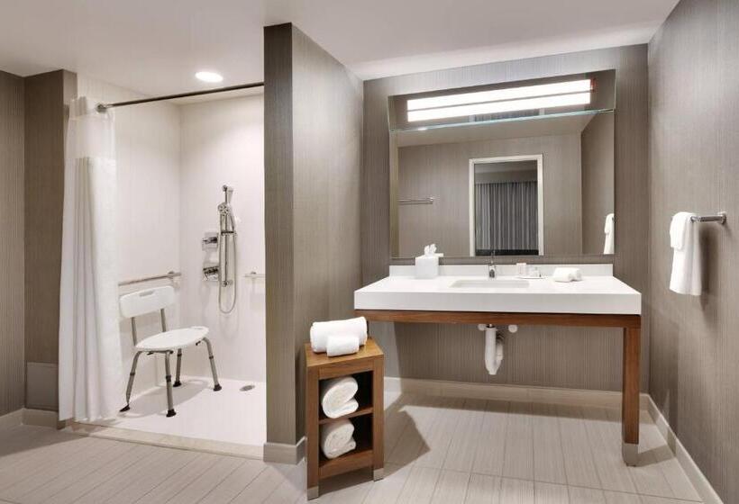 فندق Courtyard By Marriott Atlanta Duluth Downtown