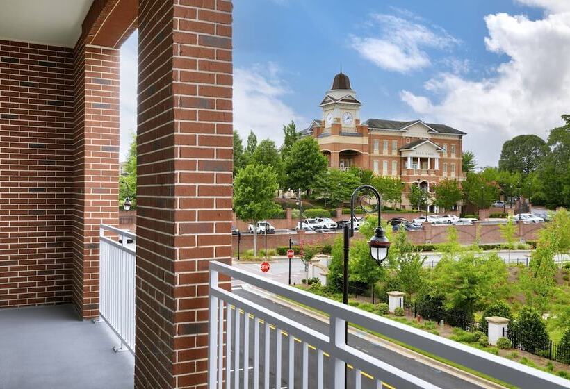 فندق Courtyard By Marriott Atlanta Duluth Downtown