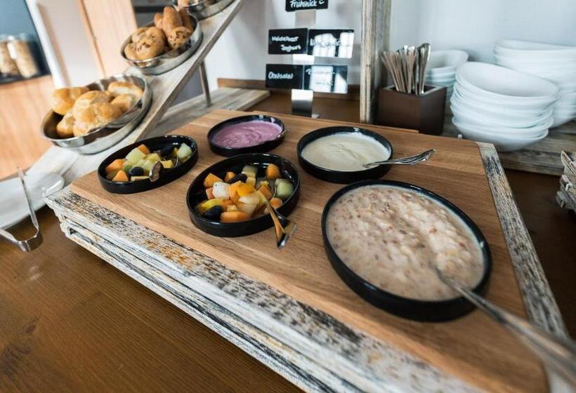 호텔 Elbterrasse Wörlitz