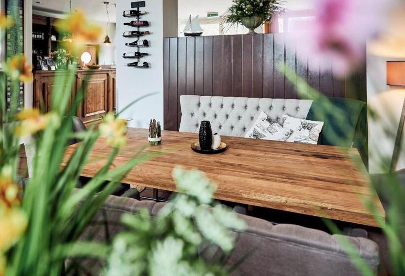 호텔 Elbterrasse Wörlitz