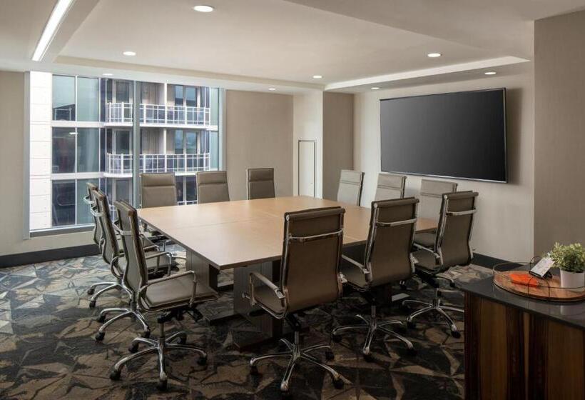 Отель Epicurean Atlanta, Autograph Collection